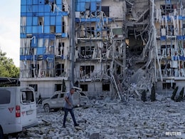 In Over 2 Years Of War, Russia And Ukraine Are Also Fighting Fake News In Over 2 Years Of War, Russia And Ukraine Are Also Fighting Fake News