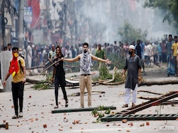 Bangladesh Cut-Off From Rest Of The World As Protests Escalate, 110 Killed Bangladesh Cut-Off From Rest Of The World As Protests Escalate, 110 Killed