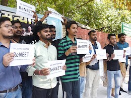 NEET परीक्षेचा केंद्रनिहाय निकाल जाहीर, संभ्रम कायम; याचिकाकर्त्यांचं केंद्र सरकार आणि NTA ला पत्र NEET परीक्षेचा केंद्रनिहाय निकाल जाहीर, संभ्रम कायम; याचिकाकर्त्यांचं केंद्र सरकार आणि NTA ला पत्र