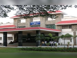 Satara Rain : साताऱ्यातील शाळा व महाविद्यालयांना उद्या सुट्टी जाहीर, जिल्हाधिकाऱ्यांचे निर्देश