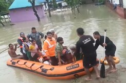Assam Floods: 2,800 Villages Under Water, Over 42,000 Hectares Of Crop Area Damaged Assam Floods: 2,800 Villages Under Water, Over 42,000 Hectares Of Crop Area Damaged