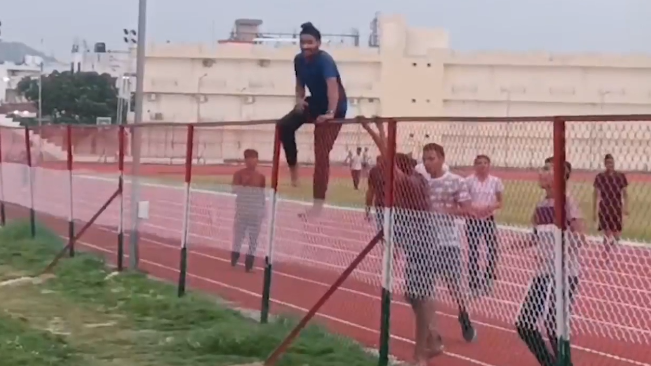 Ajmer में देश के Athletes के भविष्य से खेल रहा Nagar Nigam, Stadium पर लटका दिए ताले
