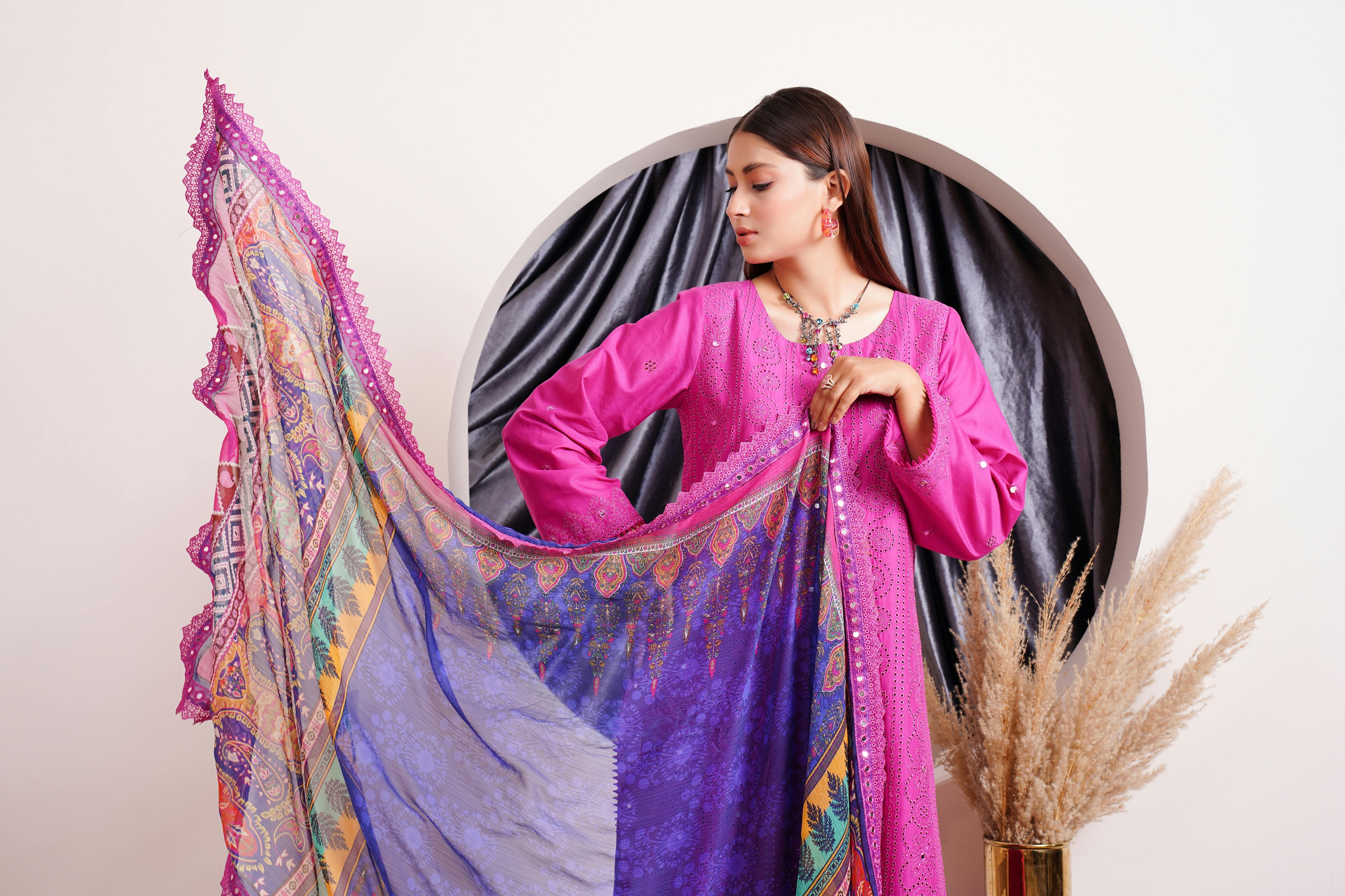 Versatility Redefined: How Womens Kurtas Suit Every Occasion