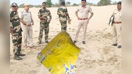 India-PAK Border: भारत-पाकिस्तान बॉर्डर पर 20 करोड़ की मिली हेरोइन, पाकिस्तान कर रहा नशे की तस्करी