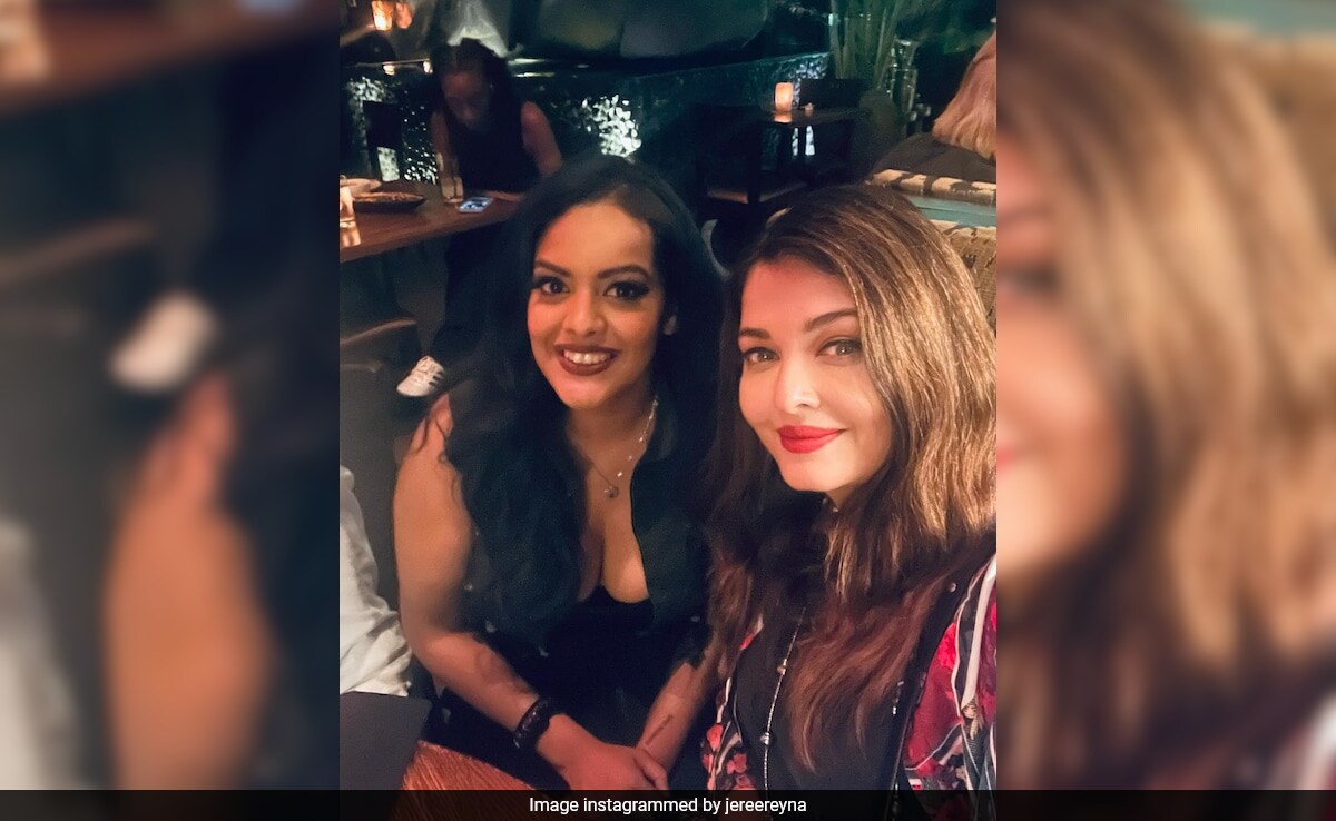 Viral Pic From Aishwarya Rai Bachchan's Fan Meet In New York