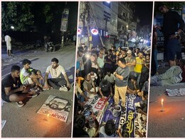 मुखर्जी नगर में सड़क पर देर रात तक प्रदर्शन, संघर्ष में साथ के लिए 'गुरुओं' को खोज रहे छात्र मुखर्जी नगर में सड़क पर देर रात तक प्रदर्शन, संघर्ष में साथ के लिए 'गुरुओं' को खोज रहे छात्र