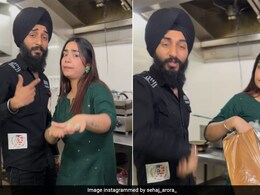 कुछ ऐसे किचन में मस्ती और फन करता है Famous Kulhad Pizza Couple, यहां देखें जालंधर के कुल्हड़ पिज्जा कपल का Viral Video
