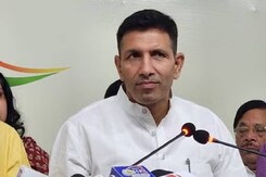 जीतू पटवारी को एप्पल कंपनी की तरफ से क्यों आया अलर्ट?