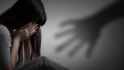 स्वीडन में 60 साल के पति ने अपनी पत्नी के 120 पुरुषों से अवैध संबंध बनवाए, हैरान कर देगा ये केस