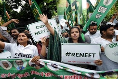NEET Paper Leak Case: दोबारा परीक्षा तभी होगी... जानें बहस के दौरान Supreme Court ने क्या कुछ कहा NEET Paper Leak Case: दोबारा परीक्षा तभी होगी... जानें बहस के दौरान Supreme Court ने क्या कुछ कहा