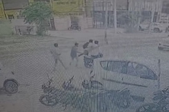 3 Arrested For Shooting Dead JJP Leader Outside Haryana Two-Wheeler Showroom 3 Arrested For Shooting Dead JJP Leader Outside Haryana Two-Wheeler Showroom