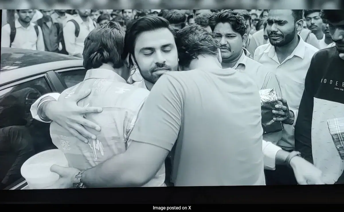 Jitendra Kumar On Being Called "Jeetu Bhaiya" Off Screen: "<i>Bada</i> Confusion <i>Ho Jaata Hai</i>"