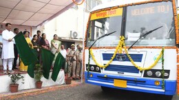 राजस्थान बजट में घोषित नई रोडवेज बसों को डिप्टी सीएम ने सड़क पर उतारा, यात्रियों की शिकायत का भी होगा त्वरित समाधान