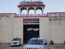 CM भजनलाल को जिस जेल से मिली धमकी, वहां बंद हैं गोगामेड़ी के हत्यारे समेत कई खूंखार अपराधी, उठ रहे सवाल CM भजनलाल को जिस जेल से मिली धमकी, वहां बंद हैं गोगामेड़ी के हत्यारे समेत कई खूंखार अपराधी, उठ रहे सवाल