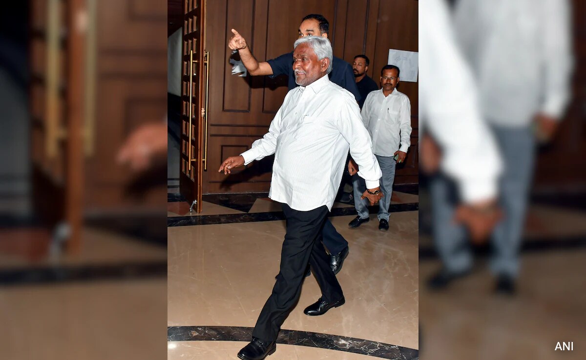 Ex Jharkhand Chief Minister Champai Soren Takes Oath In Hemant Soren Government