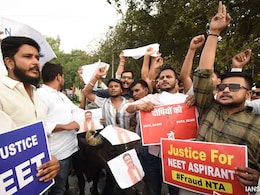 नीट पेपरफुटीचा दावा फेक, अभ्यासक्रम 25 % कमी झाल्याने गुण वाढले; IIT मद्रासचाही धक्कादायक निष्कर्ष नीट पेपरफुटीचा दावा फेक, अभ्यासक्रम 25 % कमी झाल्याने गुण वाढले; IIT मद्रासचाही धक्कादायक निष्कर्ष
