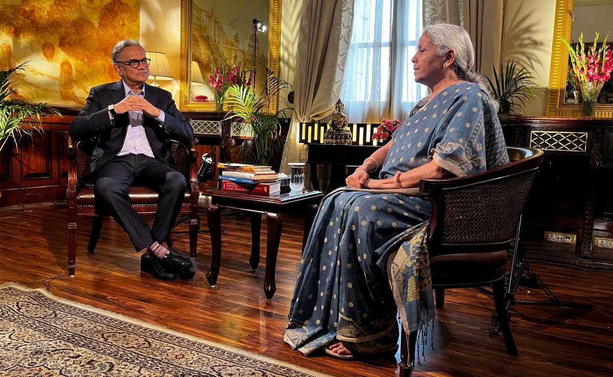न्यूक्लियर पावर बढ़ाने को लेकर क्या है सरकार की रणनीति? पढ़िए वित्त मंत्री निर्मला सीतारमन का पूरा इंटरव्यू