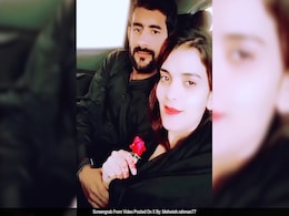 Pak Woman Crosses Border To Meet Rajasthan Lover, Marries Him On Video Call Pak Woman Crosses Border To Meet Rajasthan Lover, Marries Him On Video Call