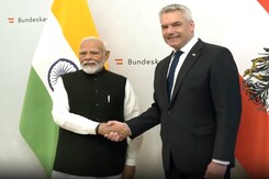 PM Modi And Austrian Chancellor Hold Delegation-level Talk; PM Signs Guestbook PM Modi And Austrian Chancellor Hold Delegation-level Talk; PM Signs Guestbook