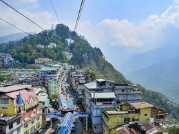 Now, Tourist Vehicles Entering Sikkim Will Have To Carry Garbage Bags