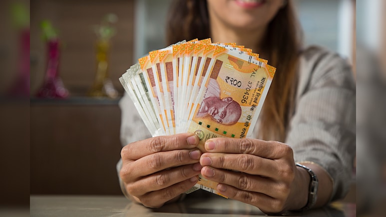 Mahila Rojgar Yojana: PM मोदी ने 75 लाख महिलाओं के खाते में भेजे 10,000 रुपए, आपके खाते में पैसे आएंगे या नहीं? जानें कैसे उठाएं 2 लाख तक का फायदा
