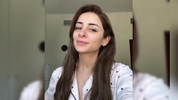 Pakistani Actor Sarwat Gilani On Postpartum Depression: "Wanted To Hurt The Newborn"