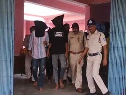 महंगे शौक ने पहुंचाया जेल, एप्पल आईफोन खरीदने के लिए की लूटपाट, 6 आरोपियों में एक नाबालिग भी शामिल महंगे शौक ने पहुंचाया जेल, एप्पल आईफोन खरीदने के लिए की लूटपाट, 6 आरोपियों में एक नाबालिग भी शामिल