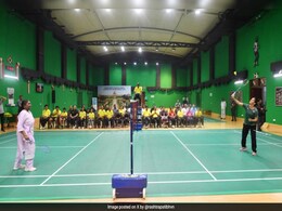 Video: President Murmu And Saina Nehwal Face Off On Badminton Court Video: President Murmu And Saina Nehwal Face Off On Badminton Court