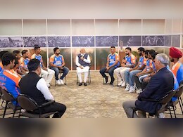 PM Modi With Team India: "इसकी तारीफ किए बिना..." पीएम मोदी ने सूर्यकुमार यादव के मैच पलटने वाले कैच को लेकर कही ये बात
