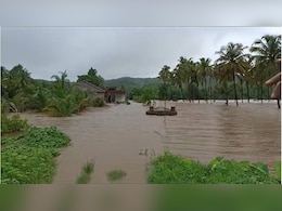 कोकणात मुसळधार! राजापूर शहराला पुराचा वेढा, सिंधुदुर्गातही पावसाची जोरदार बॅटींग कोकणात मुसळधार! राजापूर शहराला पुराचा वेढा, सिंधुदुर्गातही पावसाची जोरदार बॅटींग