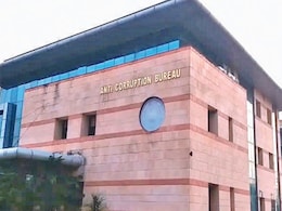 ACB Action: राजस्थान में ACB के हत्थे चढ़ा घूसखोर बैंक मैनेजर, कार से 8.50 लाख रुपए जब्त, पूछताछ जारी ACB Action: राजस्थान में ACB के हत्थे चढ़ा घूसखोर बैंक मैनेजर, कार से 8.50 लाख रुपए जब्त, पूछताछ जारी