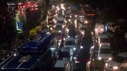 Heavy Traffic Witnessed In Central Delhi Due To Full Dress Rehearsal For Republic Day Parade