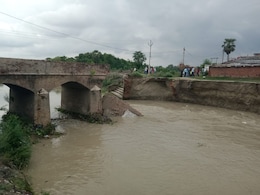 बिहार में एक ही दिन गिरे 4 पुल, पक्ष विपक्ष आमने-सामने; तेजस्वी के हमले पर मंत्री अशोक चौधरी का पलटवार