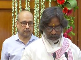 हेमंत सोरेन के हाथ तीसरी बार झारखंड की कमान, मुख्यमंत्री पद की ली शपथ हेमंत सोरेन के हाथ तीसरी बार झारखंड की कमान, मुख्यमंत्री पद की ली शपथ