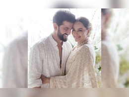 Sonakshi Sinha On Wearing Mom's Saree For Her Wedding: "Took Us 5 Minutes To Choose Our Outfits" Sonakshi Sinha On Wearing Mom's Saree For Her Wedding: "Took Us 5 Minutes To Choose Our Outfits"