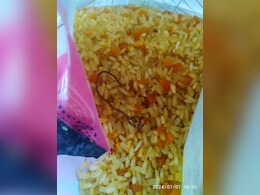 पोषण आहारात आढळला चक्क मृत वाळा साप