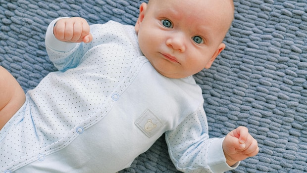 Why New Parents Should Choose Cotton Onesies For Their Babies Over Anything Else