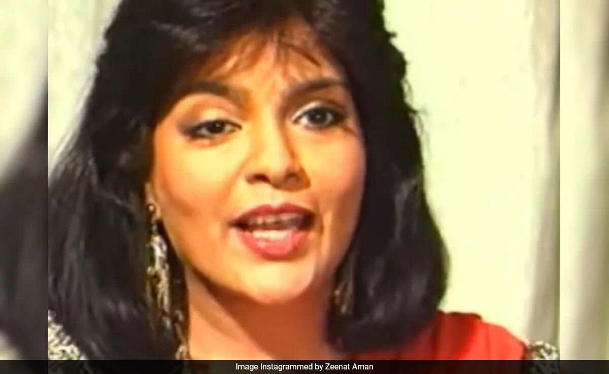Zeenat Aman's Interview From The Era When She Made "Very Few Public Appearances": "Was Fully In Family Mode"