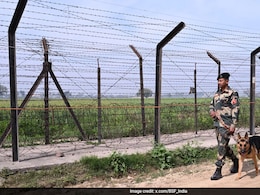 भारत के सीमा पर तार-बाड़ लगाने से इतना चिढ़ क्यों रहा बांग्लादेश? पढ़ें पीछे की पूरी कहानी भारत के सीमा पर तार-बाड़ लगाने से इतना चिढ़ क्यों रहा बांग्लादेश? पढ़ें पीछे की पूरी कहानी