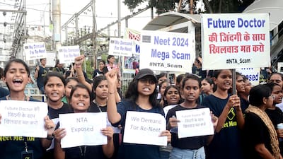 नीट री-एग्जाम बेरोकटोक: लीक की अफवाहों और साइबर धोखाधड़ी से निपटने के लिए केंद्र ने टेलीग्राम पर प्रतिबंध लगाया