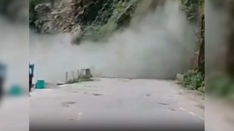 केरल के वायनाड में भारी भूस्खलन, 6 लोगों की मौत, रेस्क्यू ऑपरेशन जारी