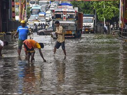 मुंबईकरांनो सावध राहा! हवामान खात्याने जारी केला ऑरेंज अलर्ट, गरज असेल तरच घराबाहेर पडण्याचे आवाहन