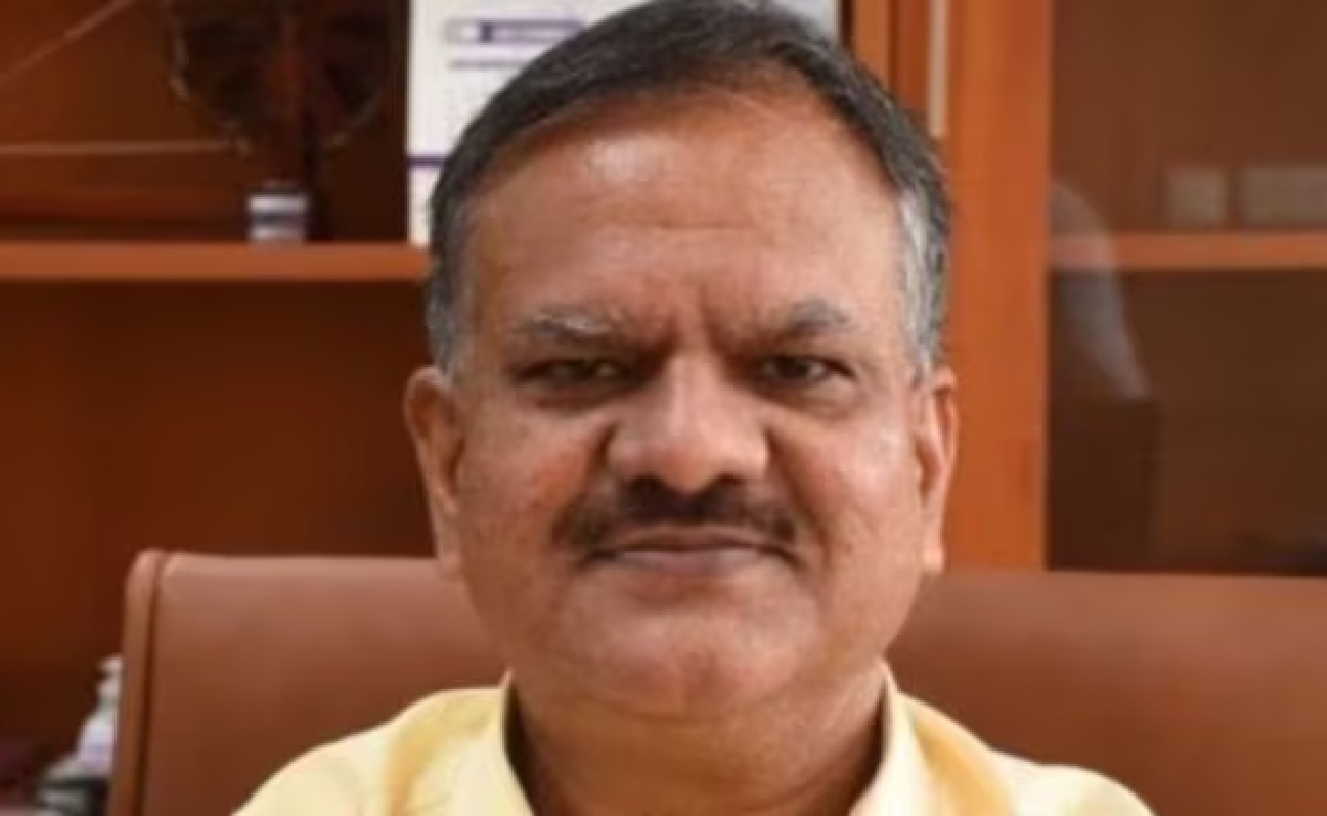 योगी के खास IAS मनोज कुमार यूपी के नए मुख्य सचिव: जानिए क्या है यह पद, कितनी पावर और कितनी सैलरी