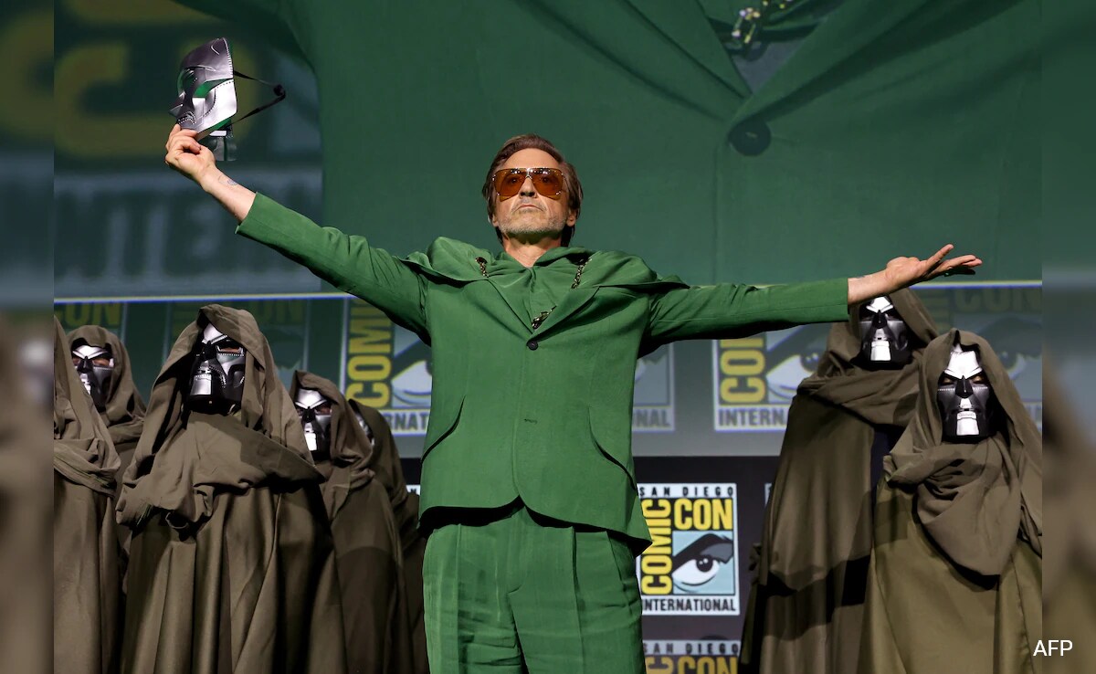 Mark Ruffalo, Gwyneth Paltrow And Jeremy Renner's LOL Comments On Robert Downey Jr's Doctor Doom Post