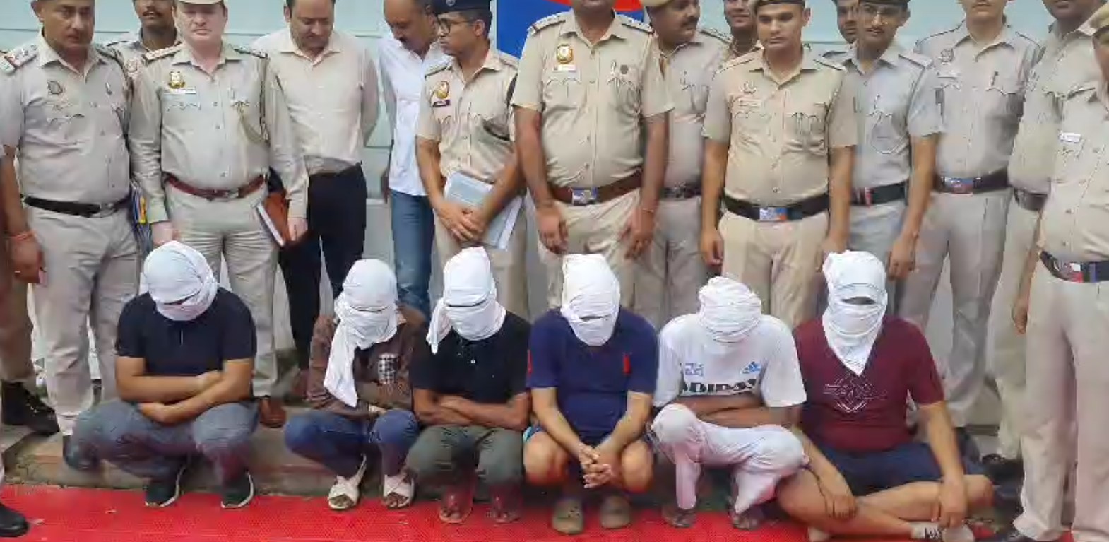 Man Insulted By Employer’s Son Takes Revenge, Robs Him Off Rs 3.5 Crore Man Insulted By Employer’s Son Takes Revenge, Robs Him Off Rs 3.5 Crore