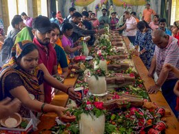 इस साल सावन में 5 सोमवार होंगे, अपने करीबियों को ऐसे दें शुभकामनाएं