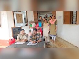 शादीशुदा दो बहनों पर ऐसा चढ़ा प्यार का खुमार, एक कॉल पर हो गईं फरार, अब पुलिस ने ऐसे किया बरामद शादीशुदा दो बहनों पर ऐसा चढ़ा प्यार का खुमार, एक कॉल पर हो गईं फरार, अब पुलिस ने ऐसे किया बरामद