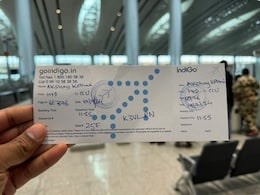 माइक्रोसॉफ्ट हुआ डाउन तो सोशल मीडिया पर वायरल हुआ हाथ से लिखा हुआ बोर्डिंग पास, लोग बोले- ये तकनीक कभी नहीं होती फेल