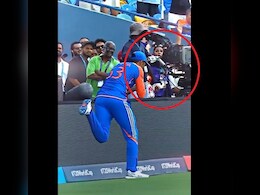 सूर्यकुमार यादव को करिश्माई कैच लेता देख जसप्रीत बुमराह की वाइफ संजना का हो गया था ऐसा हाल, रिएक्शन वायरल, Video