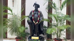 दिल्लीतील शाहू महाराजांचा पुतळा बदलण्याची मागणी का सुरु झाली आहे?